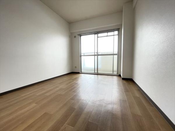 シャトーレーヌ