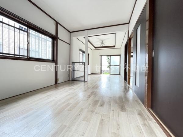 刑部3丁目戸建て