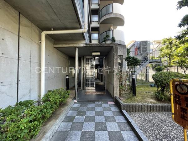 シャトーレーヌ