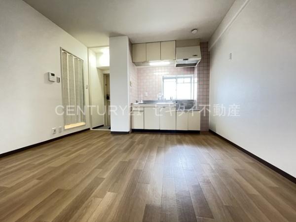 シャトーレーヌ