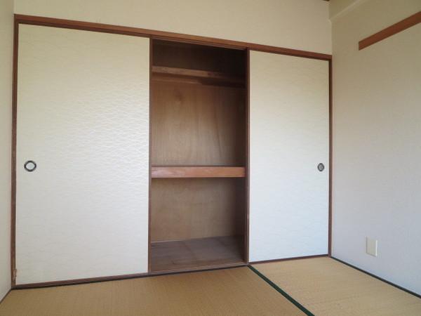 シャトーレーヌ