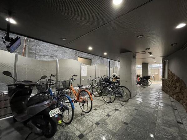 八尾市本町５丁目のマンション