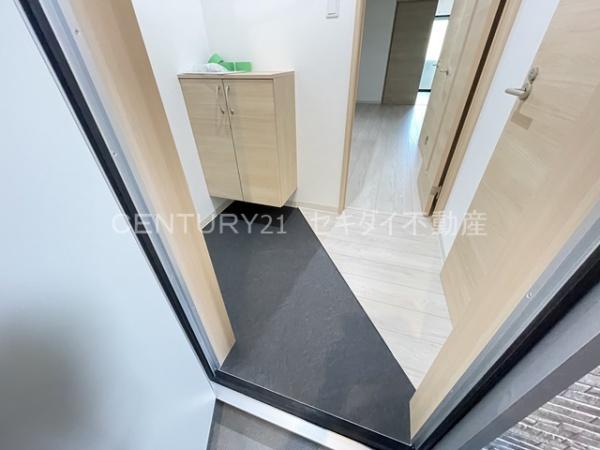 バッジ　トモイ　エスト4