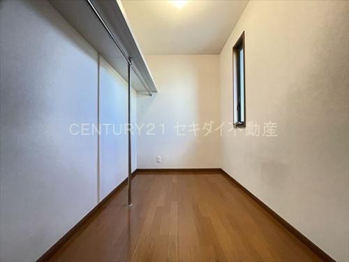 東山本町１丁目戸建て（ガレージ付き）