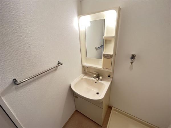 アビタシオン岸田