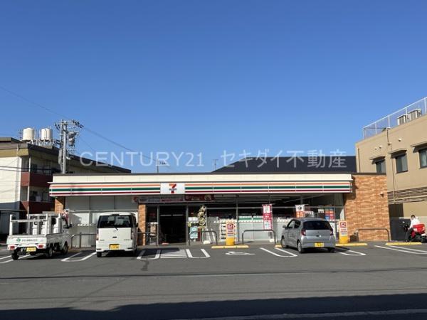 フォレスト堅下(セブンイレブン堅下駅東店)