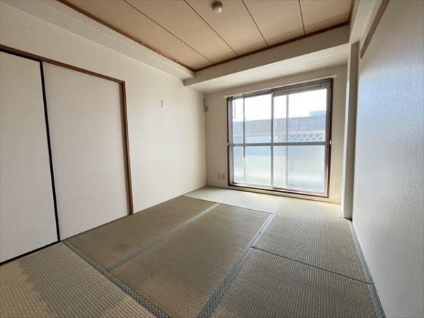 プレアール恩智