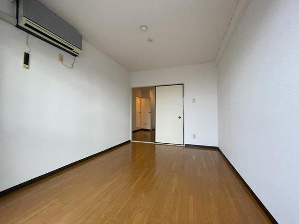 プレアール恩智