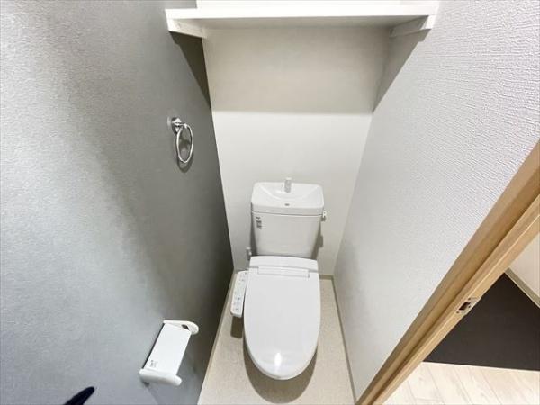 アンサートモイ