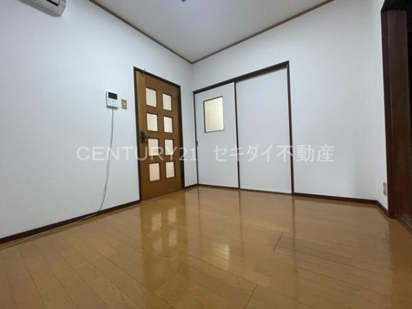 刑部4丁目戸建て