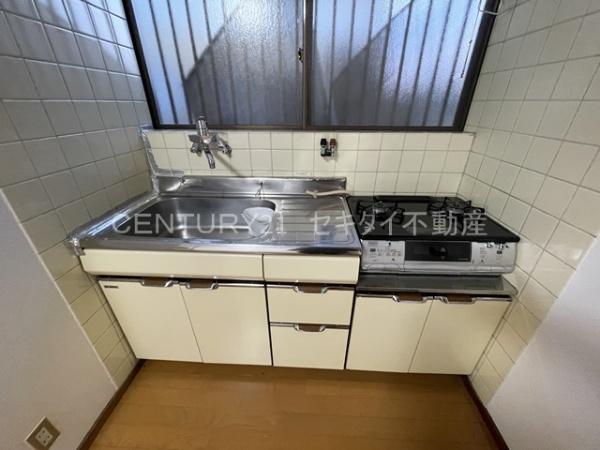 刑部4丁目戸建て