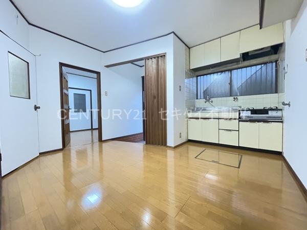 刑部4丁目戸建て