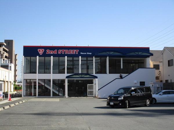 レジデンスogawa(セカンドストリート八尾旭ヶ丘店)