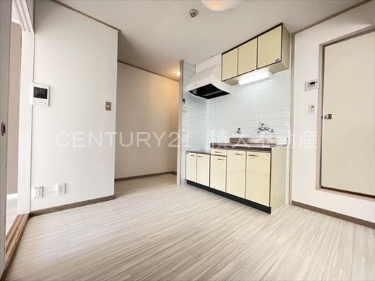 スクエアメゾン志紀