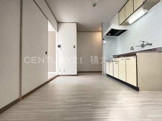 スクエアメゾン志紀