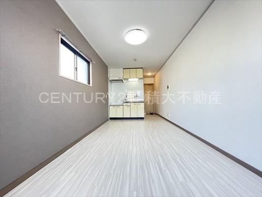 スクエアメゾン志紀