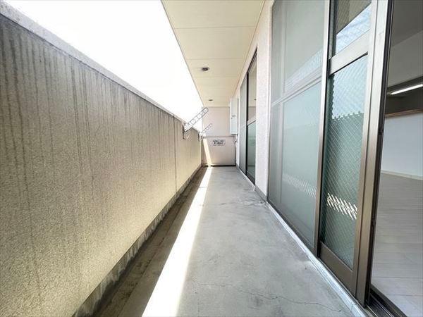 イングランドアヴェニュー1番館