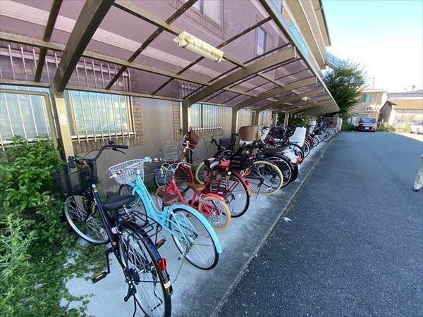 イングランドアヴェニュー1番館