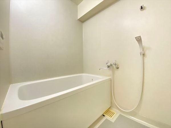 イングランドアヴェニュー1番館