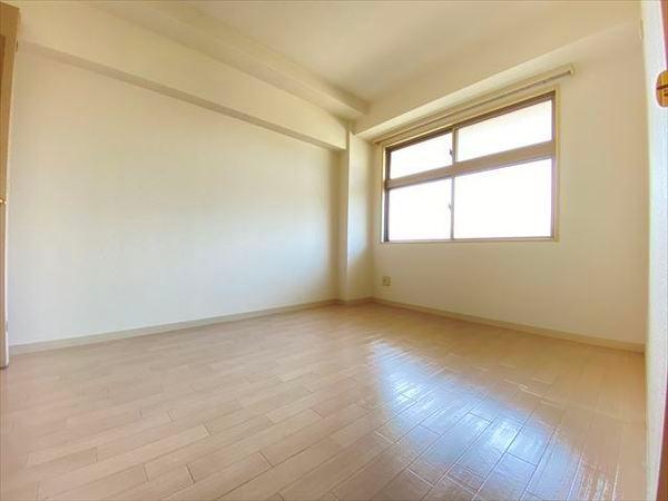 イングランドアヴェニュー1番館