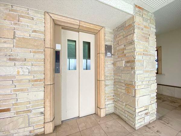 イングランドアヴェニュー1番館