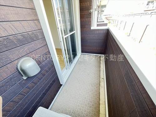 トレス　グルージャ