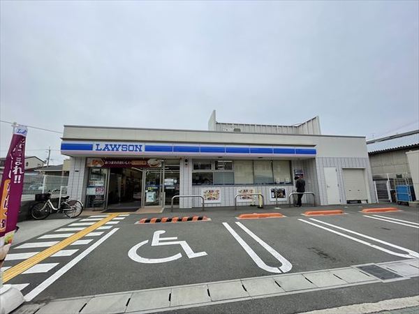 フローラルコート(ローソン柏原清州二丁目店)