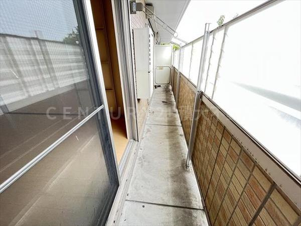 ヴィラウィステリア