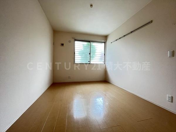 ヴィラウィステリア