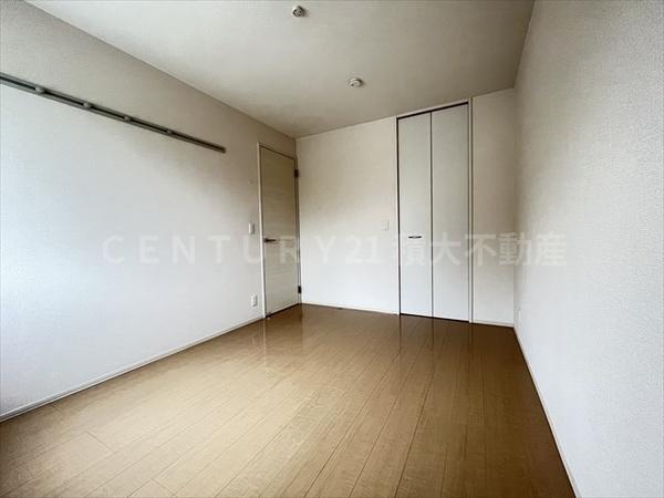 ヴィラウィステリア