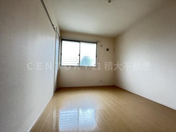 ヴィラウィステリア