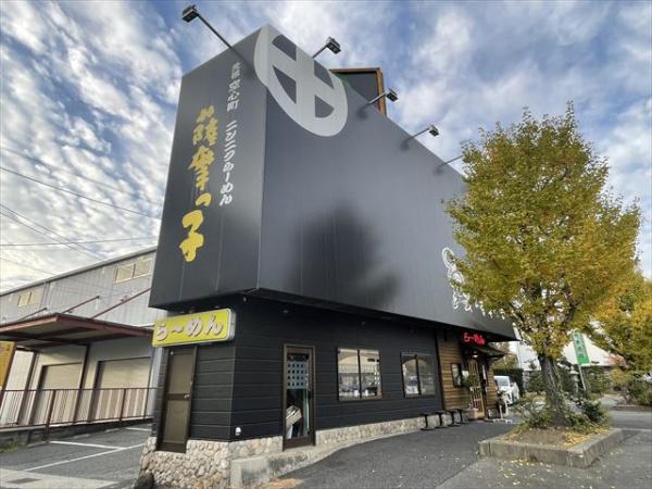 ベルデュール垣内(薩摩っ子ラーメン八尾外環店)