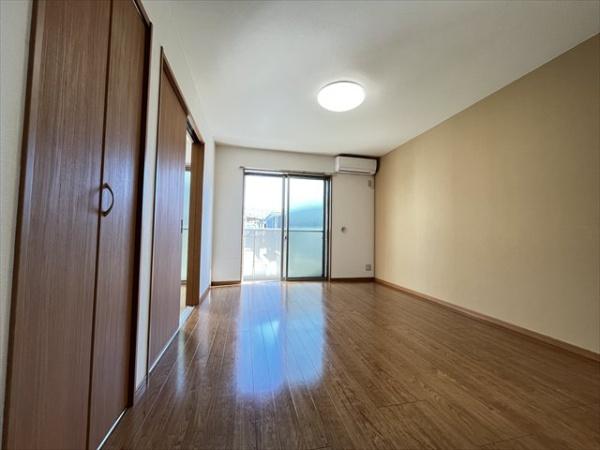 アムールラック