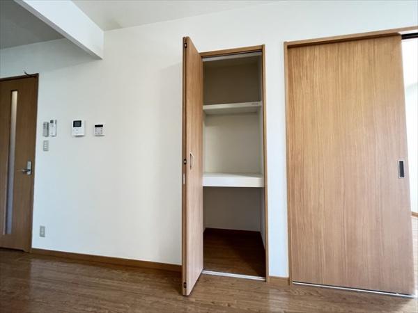 アムールラック