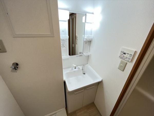 アムールラック