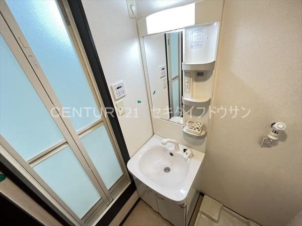 リバーサイド　東久宝寺　八番館