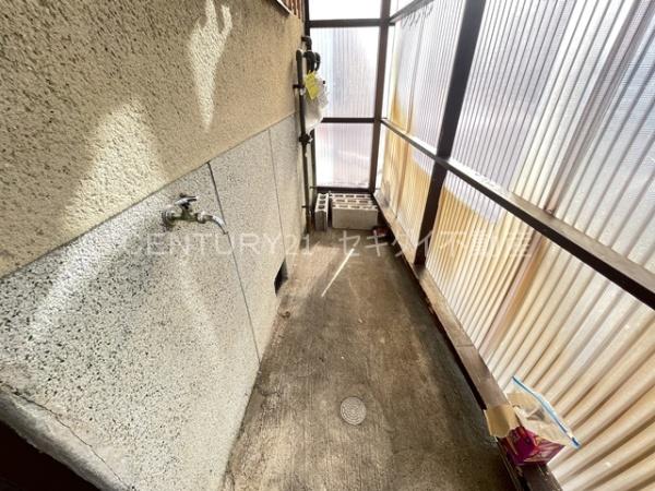 青山町5丁目貸家