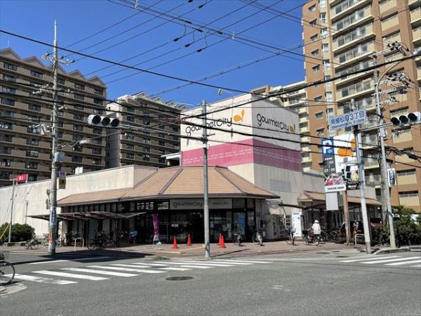 メゾン辻田(グルメシティ八尾店)