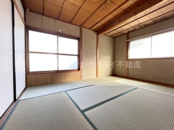 安中町4丁目貸家