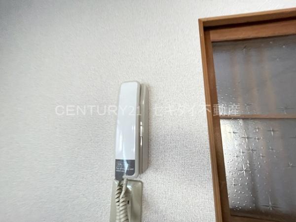 安中町4丁目貸家