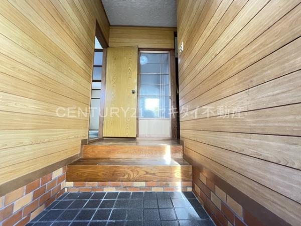 安中町4丁目貸家