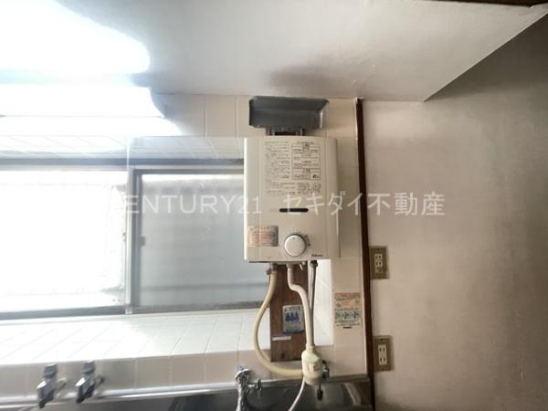 西山本町5丁目貸家