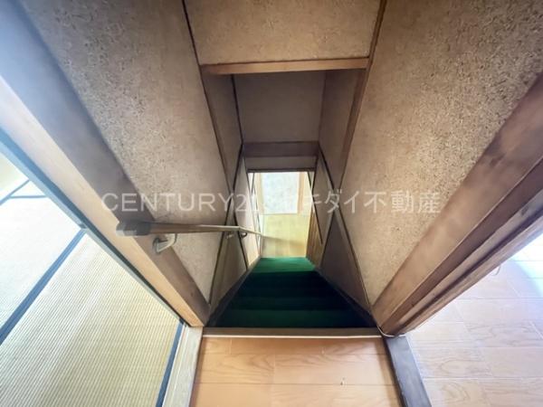 西山本町5丁目貸家