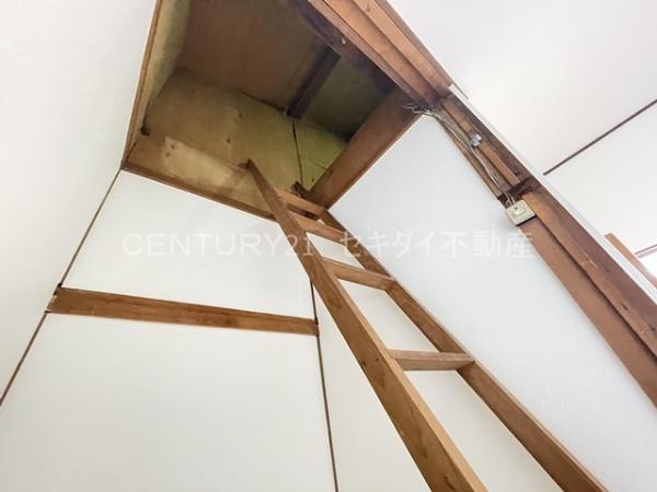 佐堂町3丁目貸家