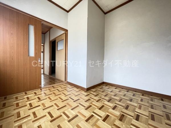 恩智北町ガレージ付き戸建て