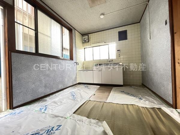 恩智北町ガレージ付き戸建て