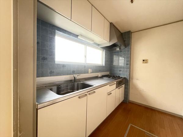 清水町2丁目貸家