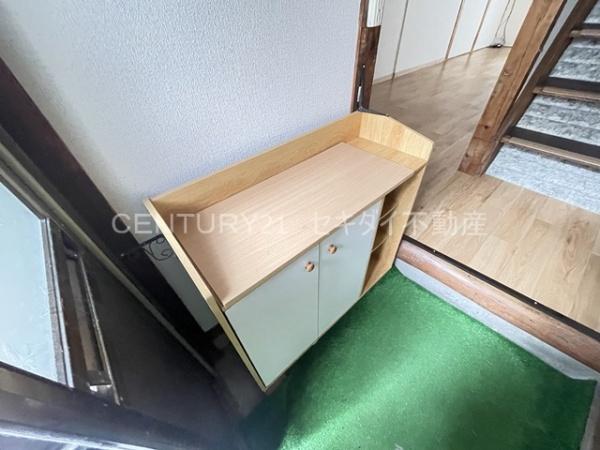 堤町1丁目貸家