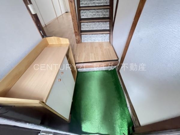 堤町1丁目貸家