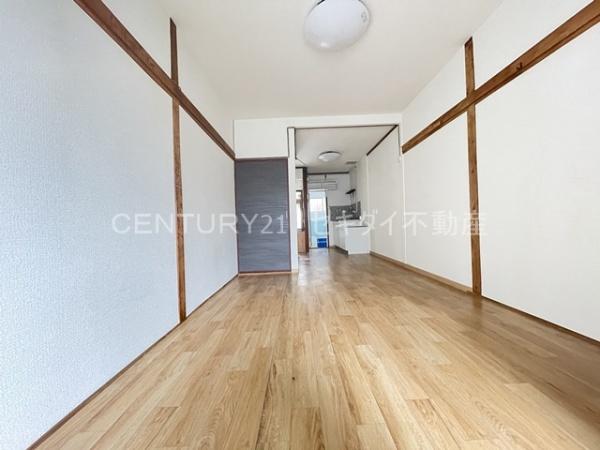 堤町1丁目貸家